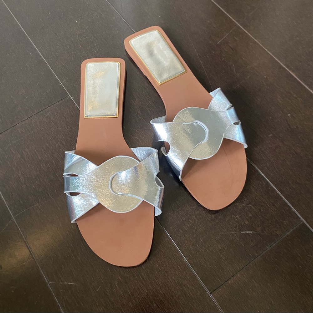 Silver Sandals Slides Sz 9.5 E41